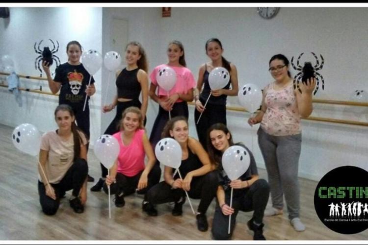 HALLOWEEN WEEK ?????? #castingediae #PremiàDeMar #ballmodern